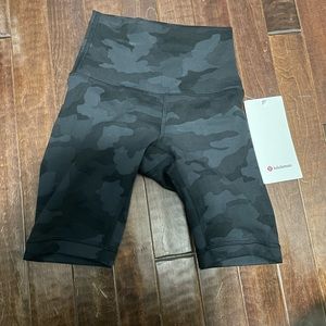 Lululemon wunder train short hr 8” camo size 0